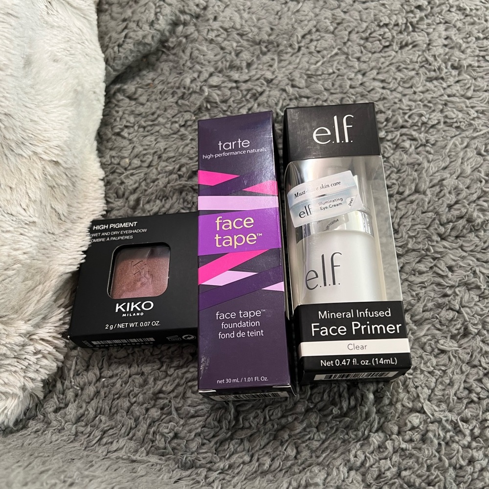 Face primer, wet/dry eye shadow, face tape